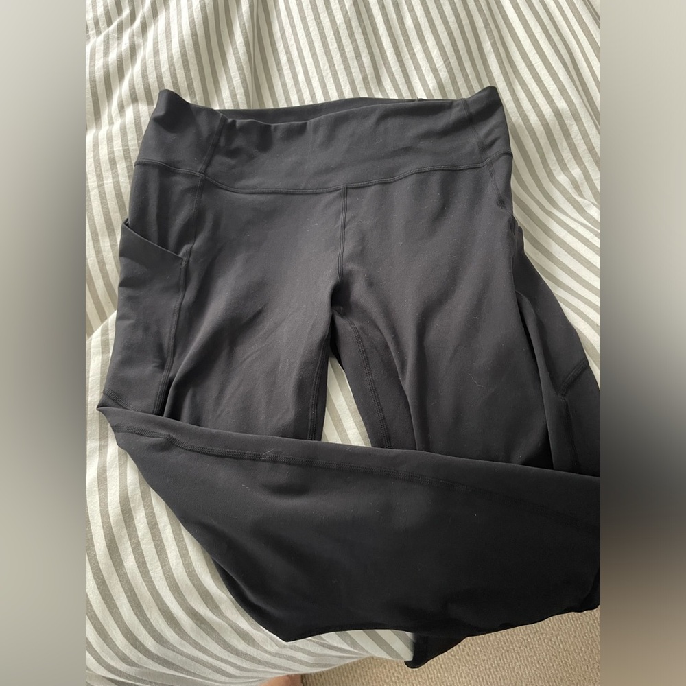 Fabletics Oasis PureLuxe capri legging